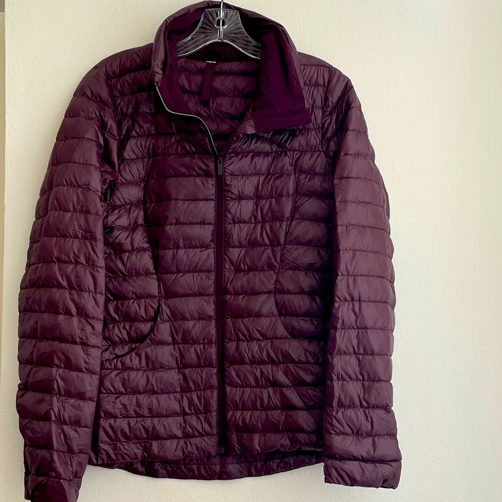 Lululemon Packable Down Jacket. Size 4 - image 2